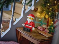 Ho, Ho, Ho! LEGO® Up-Scaled Santa Minifigure (40820) Brings Festive Cheer!