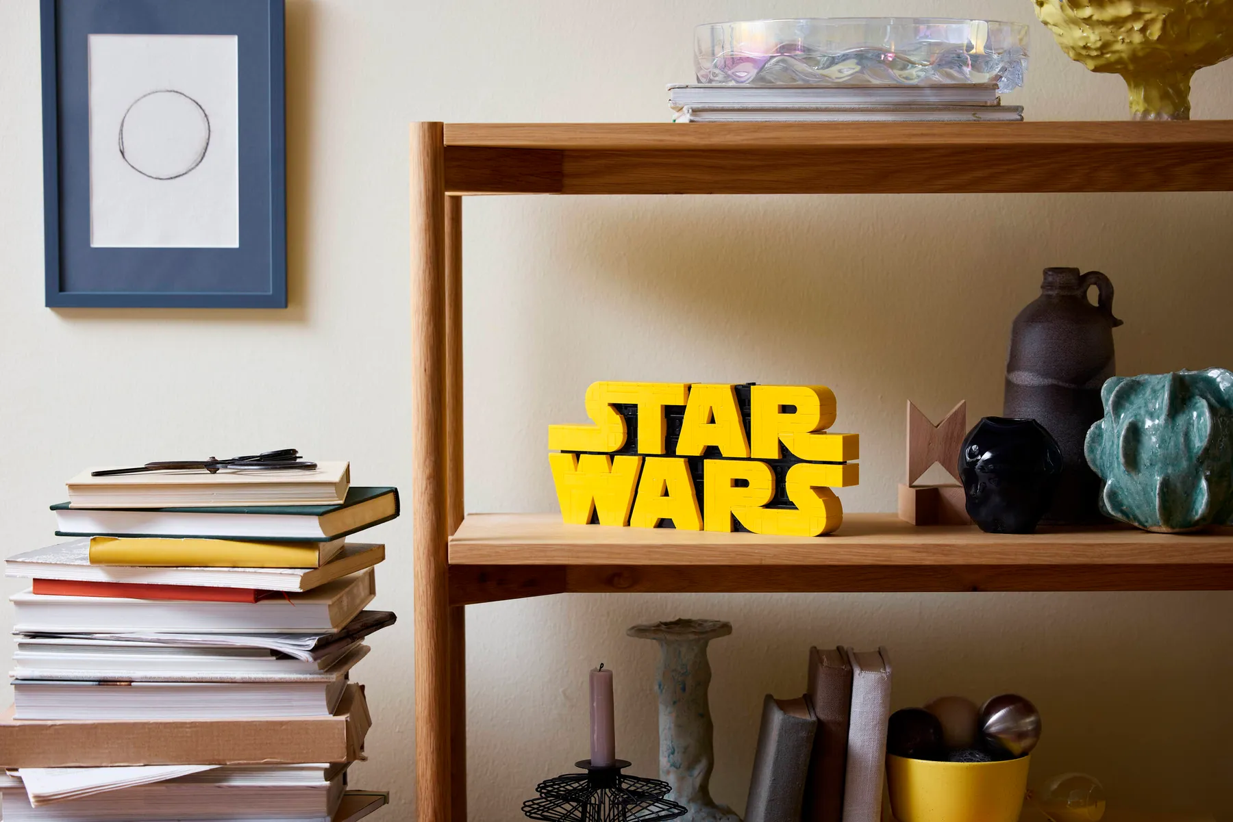 Recreate a Galaxy Far, Far Away: A Review of the LEGO® Star Wars™ Logo (75407)